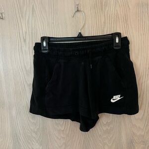 black nike workout shorts size S
